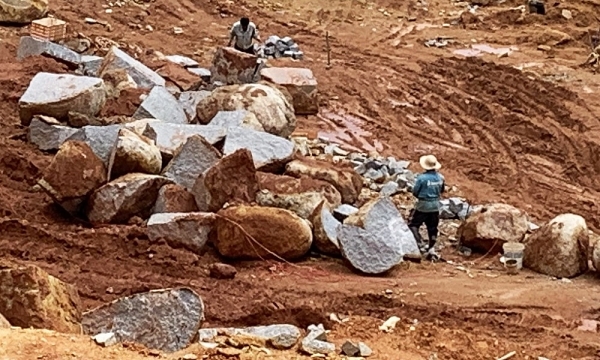 Lâm Đồng: Công ty Hoàng Hậu Phố bộc lộ nhiều sai phạm trong khai thác khoáng sản