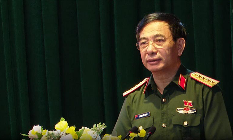 Thái Nguyên: Bộ trưởng Bộ Quốc phòng Phan Văn Giang tiếp xúc cử tri thành phố Sông Công