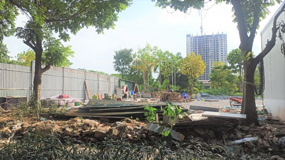 Dự án nhà ở xã hội Hồng Hà Eco City: Rầm rộ rao bán khi vẫn là bãi đất trống