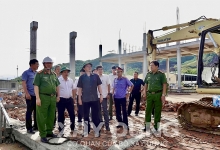 Bình Định: Khởi tố vụ sập tường khiến 11 người thương vong