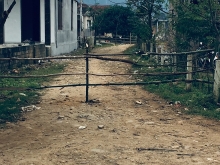 quang binh thu hoi dat lam duong giao thong de roi giao cho nguoi khac khien dan buc xuc