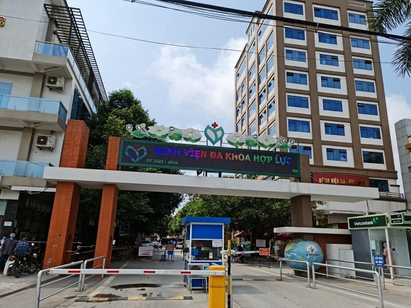 tiep thu y kien ban doc bao xay dung benh vien da khoa hop luc thanh hoa xem xet ky luat can bo nhan vien