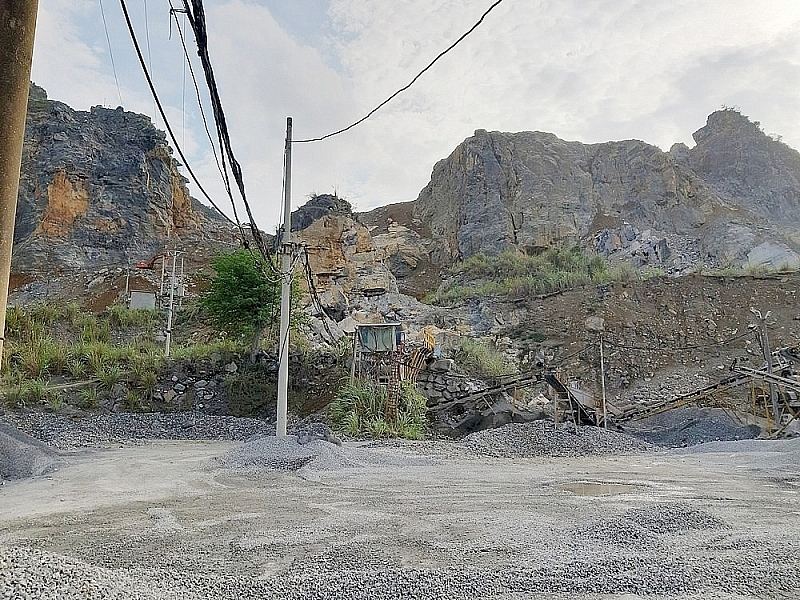 Thanh Hóa: Cần xem xét việc khai thác không đúng giấy phép tại các mỏ đá thị trấn Yên Lâm
