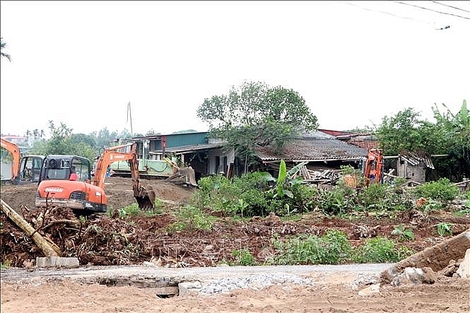 Thu hồi đất phải thông báo trước bao nhiêu ngày?
