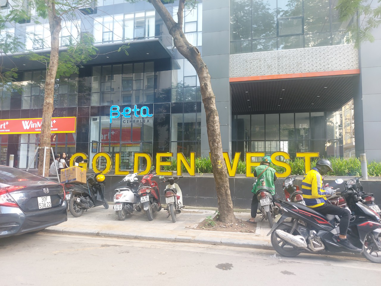 Hà Nội: Vietradico dính hàng loạt sai phạm tại Golden West Lê Văn Thiêm, người dân "mòn mỏi” chờ nhận sổ hồng