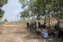 viet yen bac giang hang chuc nguoi dan quyet bao ve nui thieng