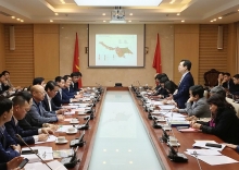 thu truong nguyen thanh nghi lam viec voi ubnd tinh son la
