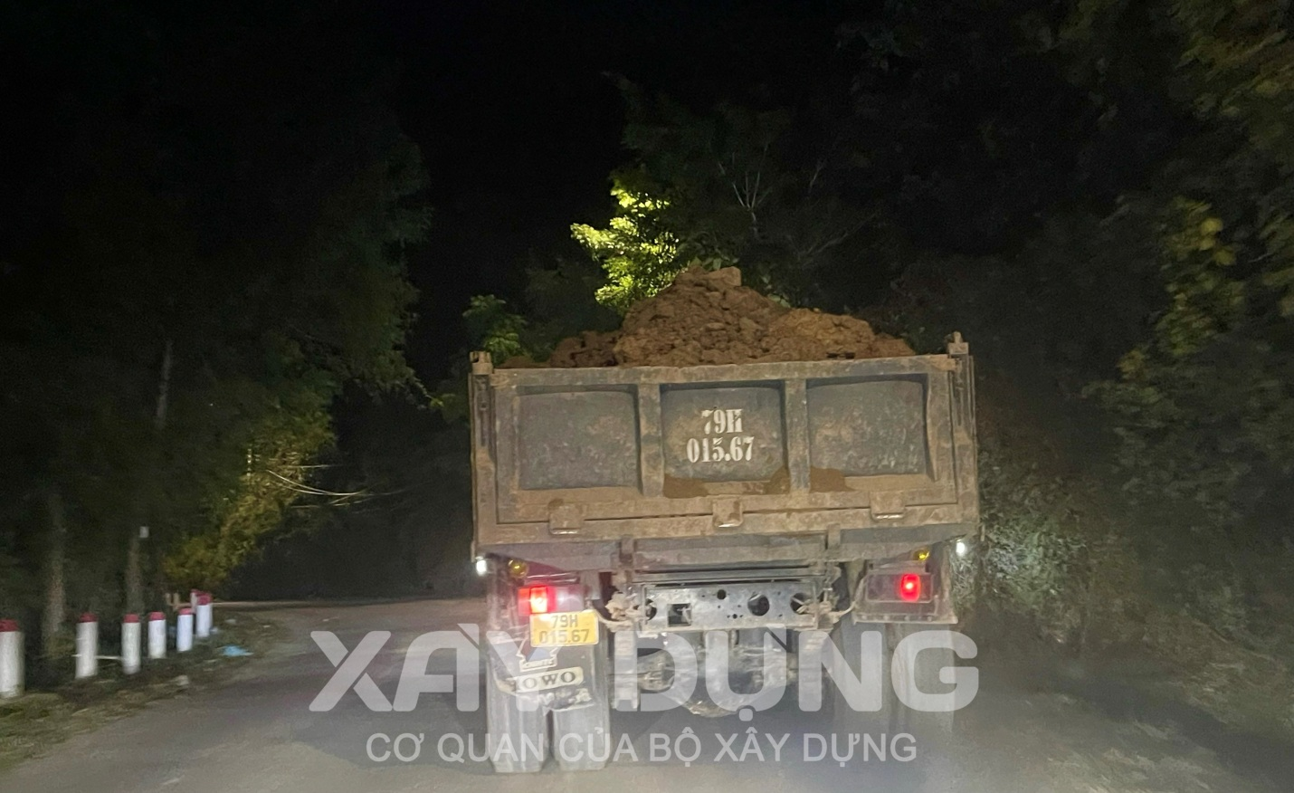 Khánh Hòa: Chậm xử lý sai phạm thu gom, dự trữ đất “lậu” của nhà máy gạch Tuynel Diên Khánh