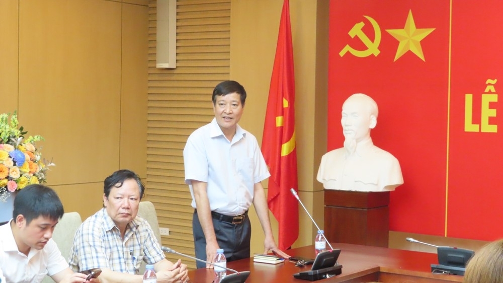 Chi bộ Báo Xây dựng kết nạp thêm 2 đảng viên mới