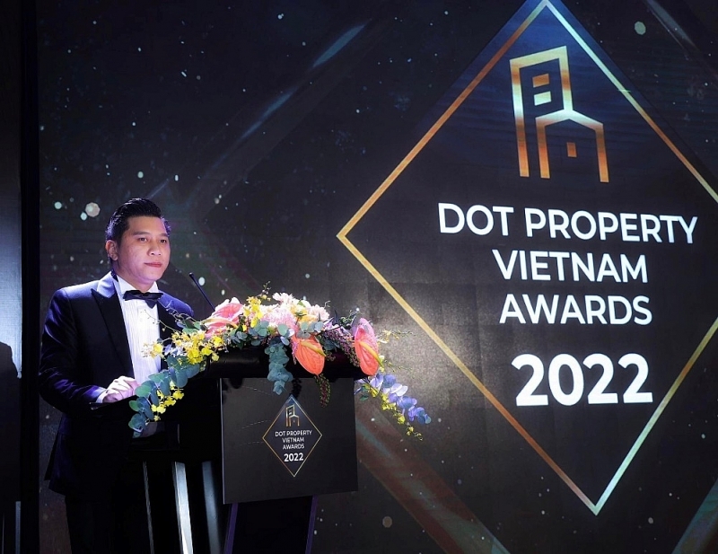 Bài 1: Đại gia bất động sản giàu ngầm lặn kín, hàng loạt chủ đầu tư lùm xùm “háo danh” tham gia giải “Dot Property VietNam Awards”